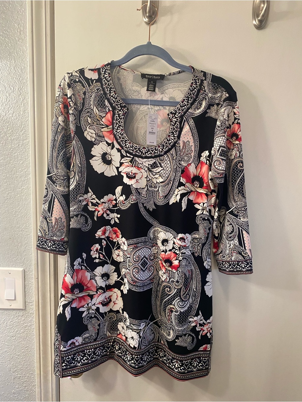 White House Black Market Black, White & Coral Paisley Embroidered Tunic